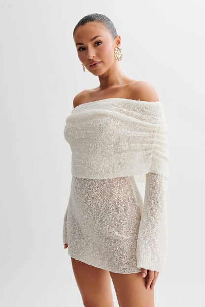 Elegant & Sensuell – Off-Shoulder Stickad Miniklänning