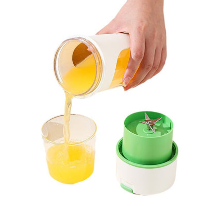 FreshBlend™ – Trådlös & Bärbar Juicer med USB-laddning