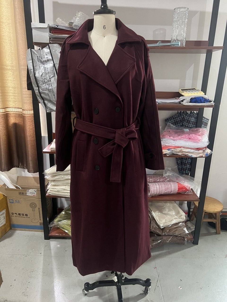 Elegant Knytdetalj Ullig Trenchcoat – Tidlös Stil & Värme!